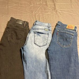 3 pair of jeans. 2 Levi’s and 1 Kancan